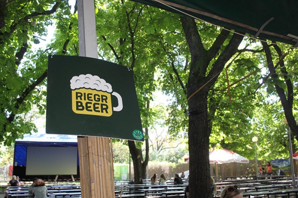 
		Riegrovy Sady Beer Garden
	